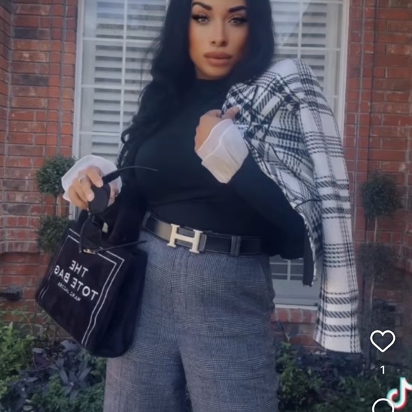 Stylish Black and White Plaid Blazer-H - Picture 5 of 7